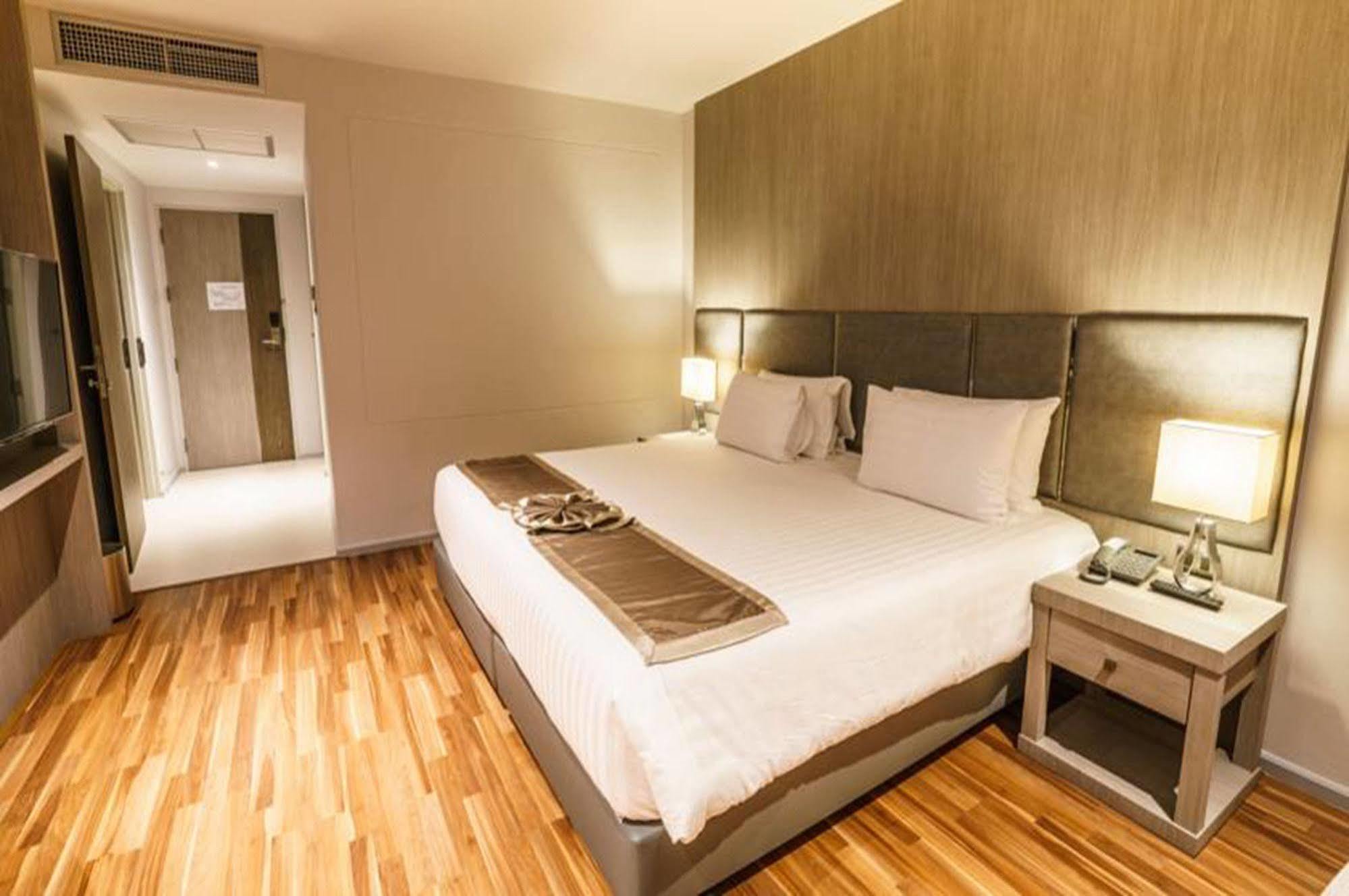 New Season Square Hotel Hat Yai Exterior foto