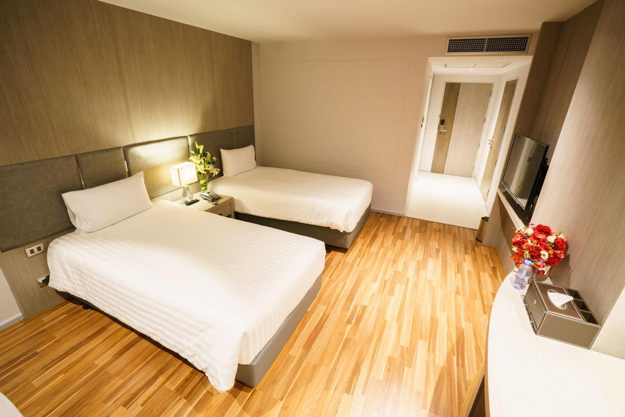 New Season Square Hotel Hat Yai Exterior foto